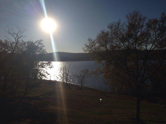 The Lake House Restaurant & Pub